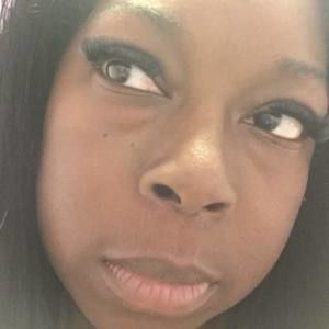 Meet your Posher, Donica